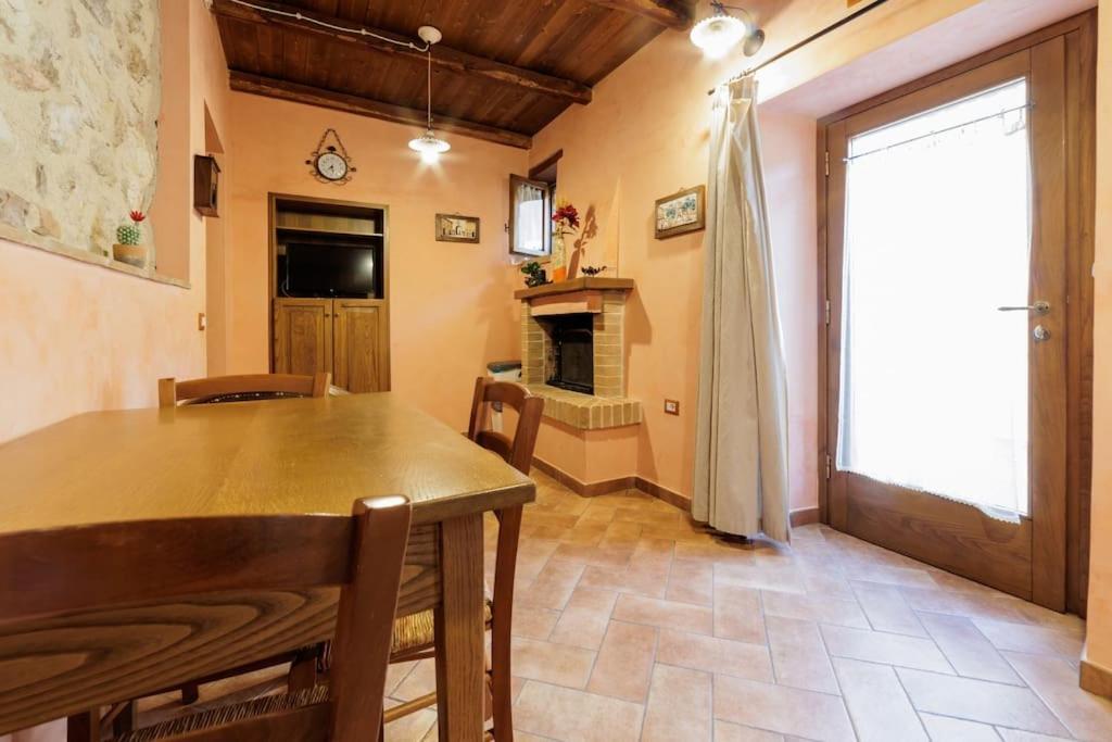 Appartamento Venturini Треви Экстерьер фото